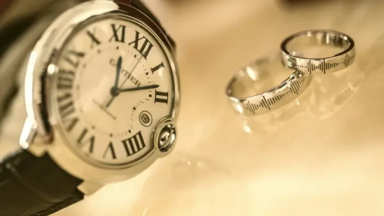 Do Cartier Watches Hold Value as an Investment